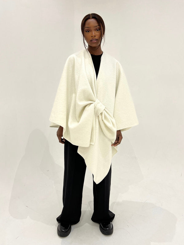 Poncho Mariya Blanc